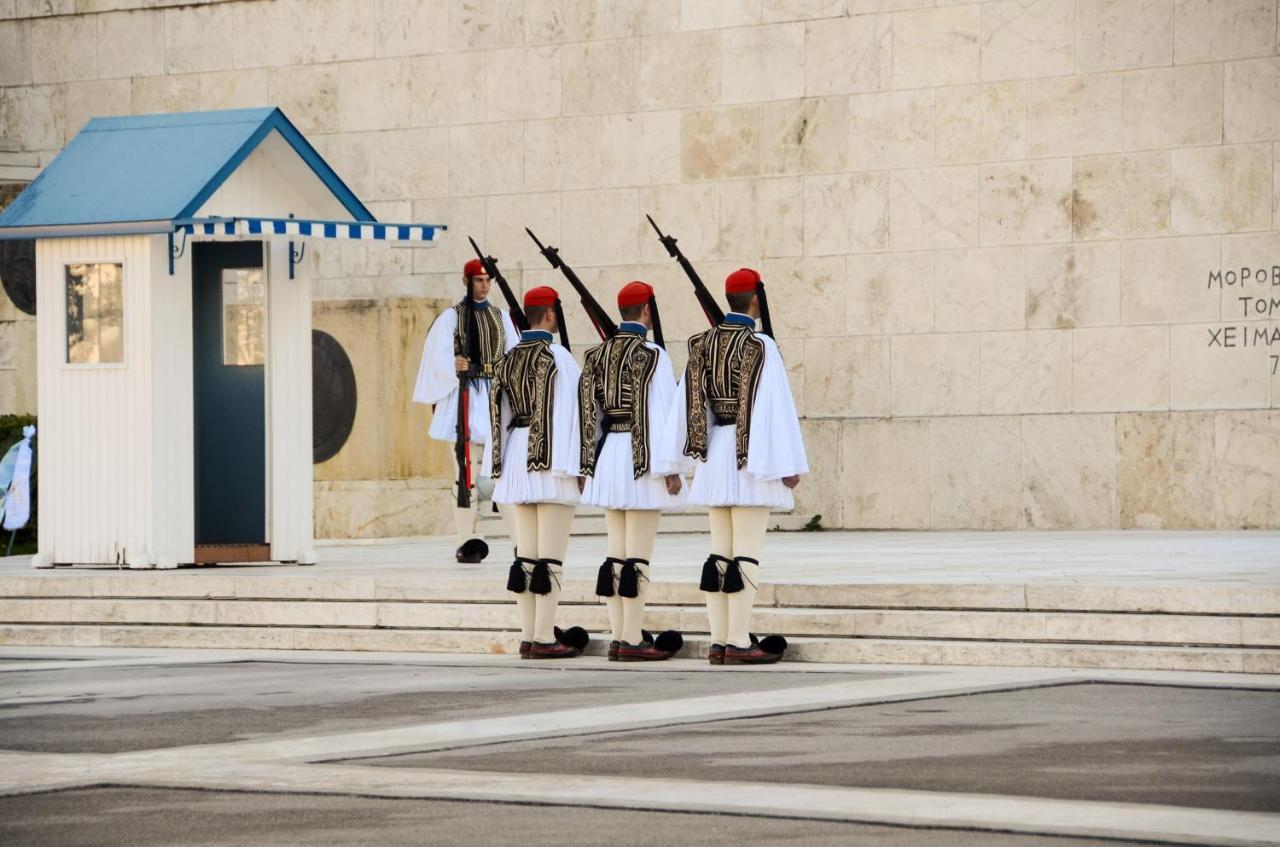 Athens Central Studio In Front Of Syntagma Metro ภายนอก รูปภาพ